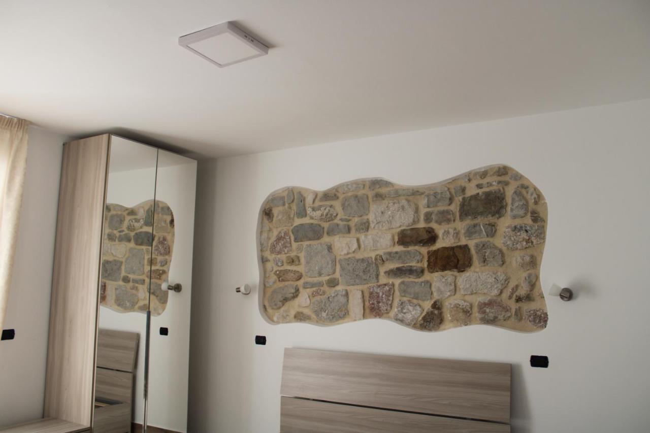Borgo Sole Luna Bed & Breakfast Fornelli Exterior photo